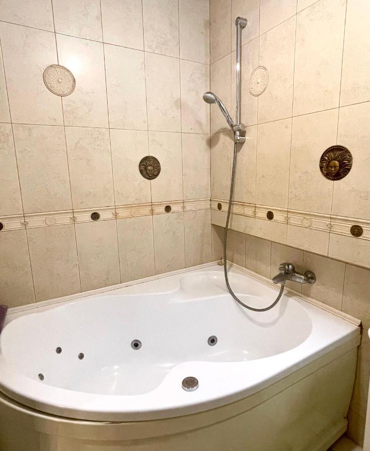 Бакулина 14 Apartamento Carcóvia Exterior foto